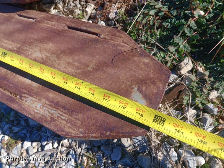 image for item EN8615 Allis-Chalmers 600 forklift