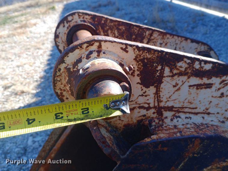 image for item EN8616 (4) backhoe buckets