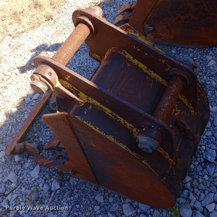 image for item EN8616 (4) backhoe buckets