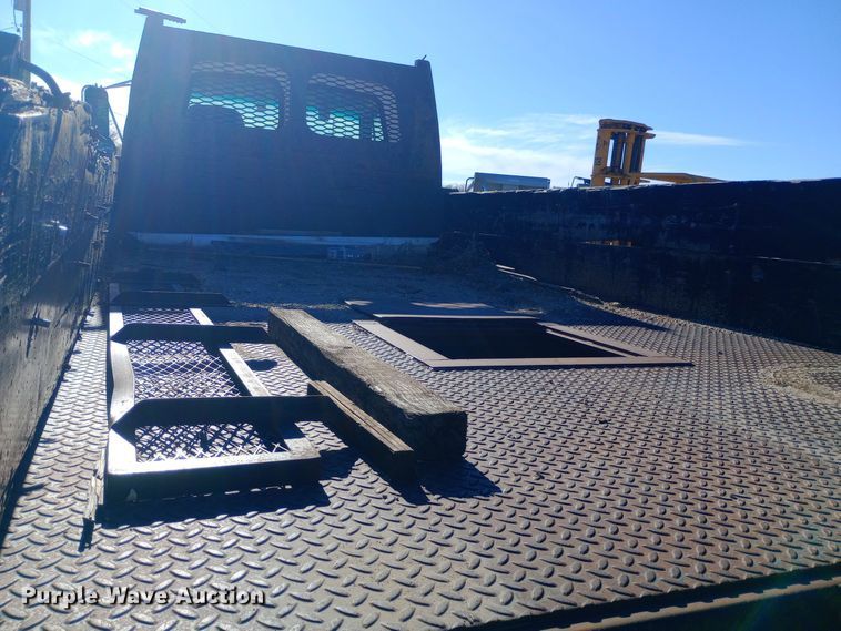 image for item EN8617 1998 Ford L8000 dump flatbed truck