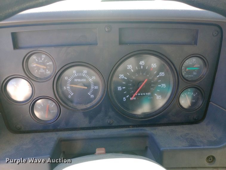 image for item EN8617 1998 Ford L8000 dump flatbed truck