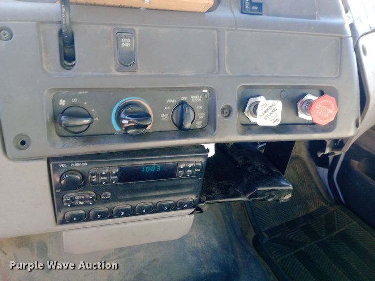 image for item EN8617 1998 Ford L8000 dump flatbed truck