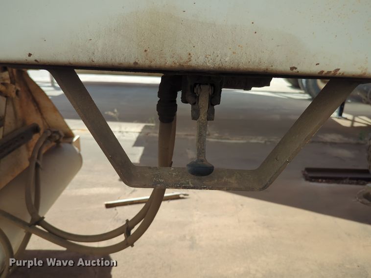 image for item EQ2266 2008 Construction Trailer Specialist  BDT-40 bottom dump trailer