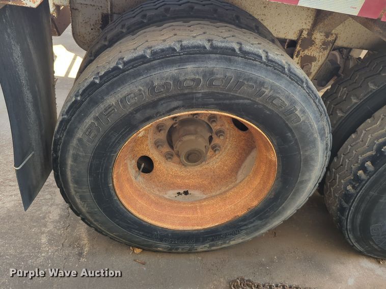 image for item EQ2266 2008 Construction Trailer Specialist  BDT-40 bottom dump trailer