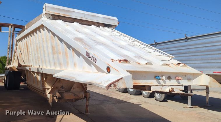 image for item EQ2267 2002 CPS bottom dump trailer