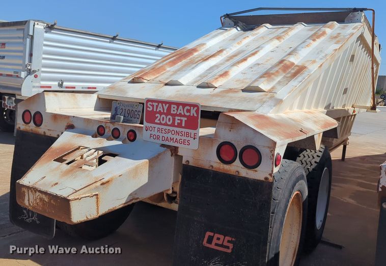 image for item EQ2267 2002 CPS bottom dump trailer