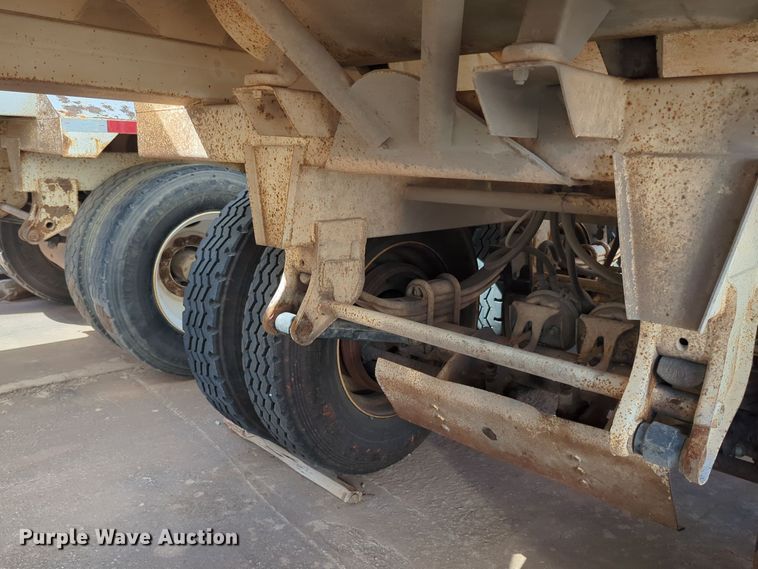 image for item EQ2267 2002 CPS bottom dump trailer