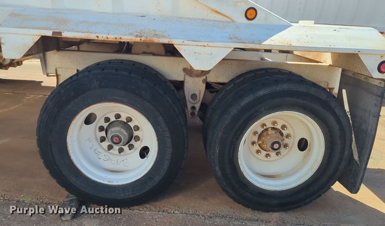 image for item EQ2267 2002 CPS bottom dump trailer