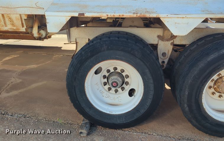 image for item EQ2267 2002 CPS bottom dump trailer