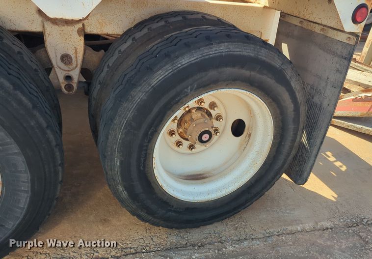 image for item EQ2267 2002 CPS bottom dump trailer