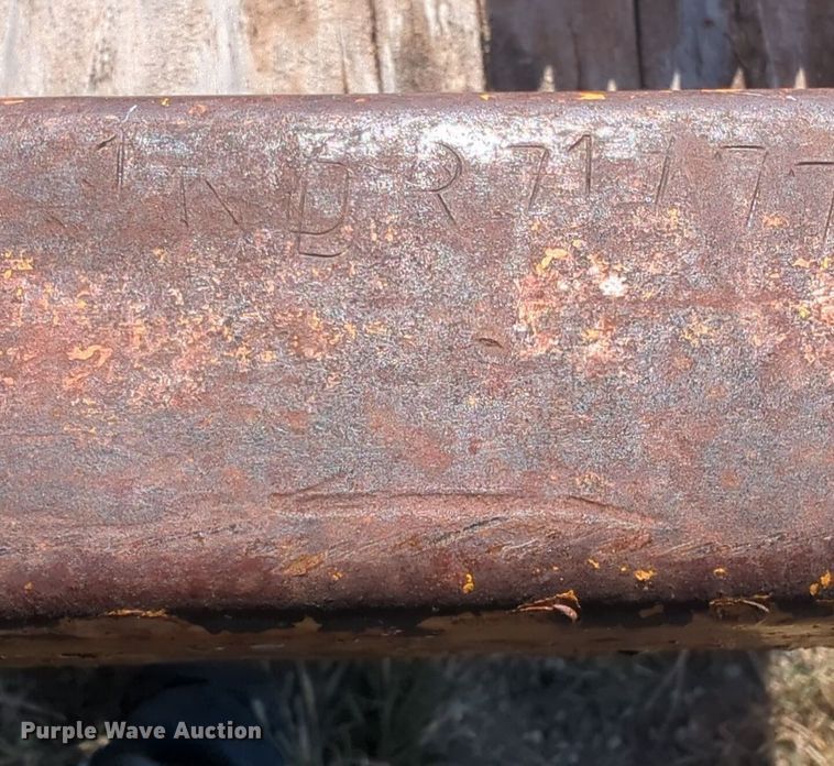 image for item EQ2378 1977 Trail King equipment trailer