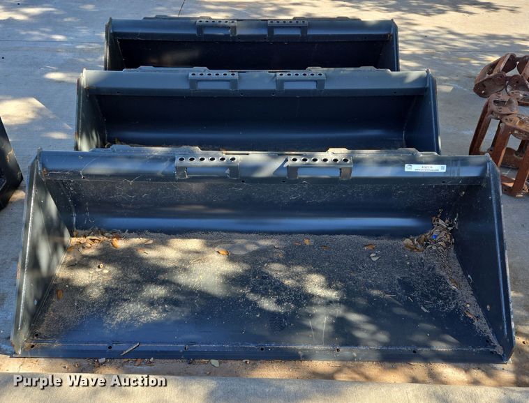 image for item EQ2514 (3) Bobcat 68 Standard Duty buckets