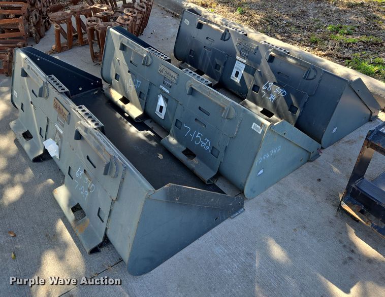 image for item EQ2514 (3) Bobcat 68 Standard Duty buckets