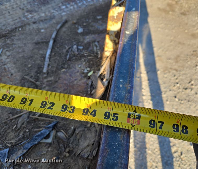 image for item EQ3668 2005 International 4300 digger derrick truck