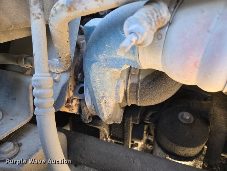 image for item EQ3668 2005 International 4300 digger derrick truck