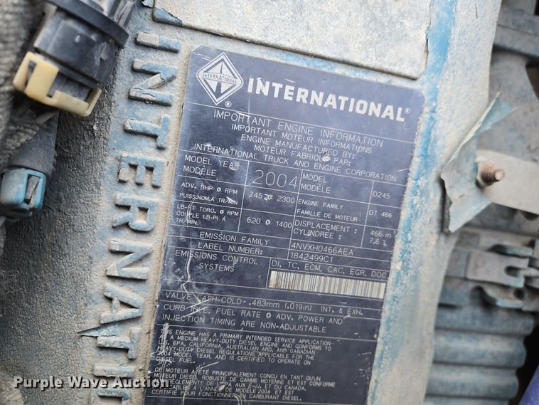 image for item EQ3668 2005 International 4300 digger derrick truck