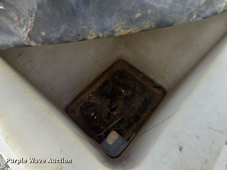 image for item EQ3670 2009 Dodge  Ram 5500HD bucket truck