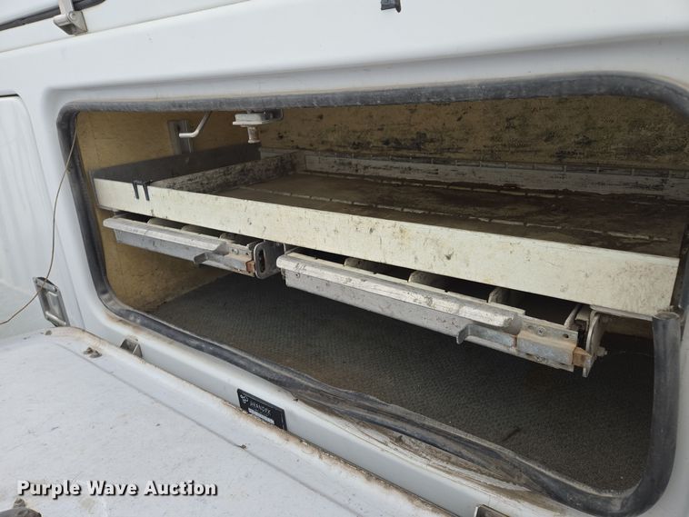 image for item EQ3670 2009 Dodge  Ram 5500HD bucket truck