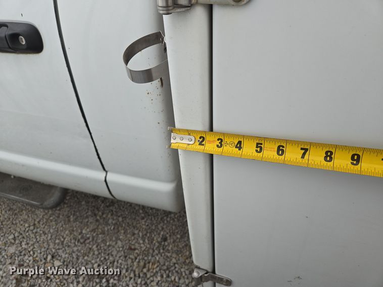 image for item EQ3670 2009 Dodge  Ram 5500HD bucket truck