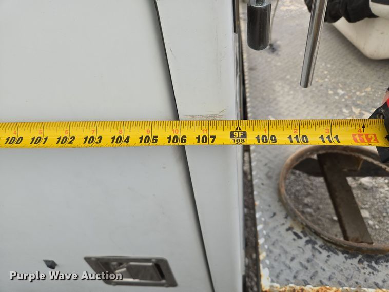 image for item EQ3670 2009 Dodge  Ram 5500HD bucket truck