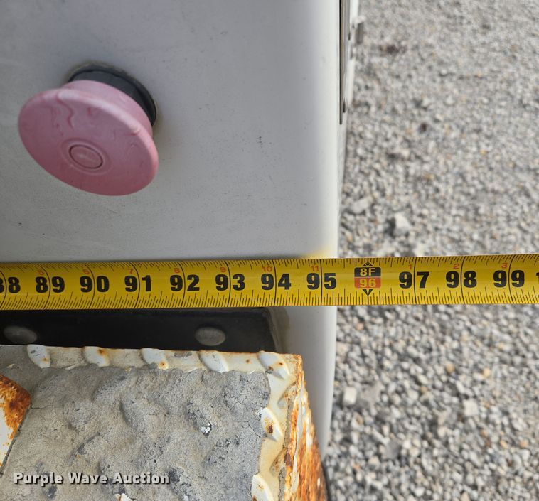 image for item EQ3670 2009 Dodge  Ram 5500HD bucket truck