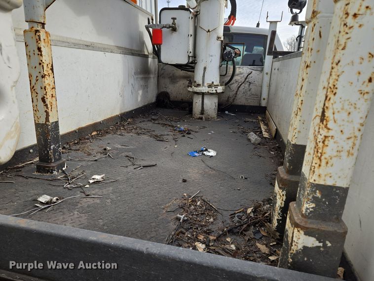 image for item EQ3670 2009 Dodge  Ram 5500HD bucket truck