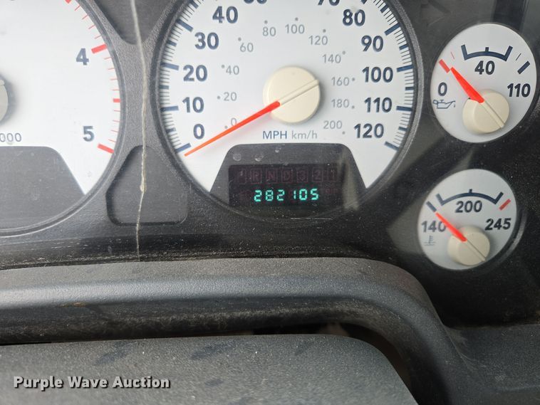 image for item EQ3670 2009 Dodge  Ram 5500HD bucket truck