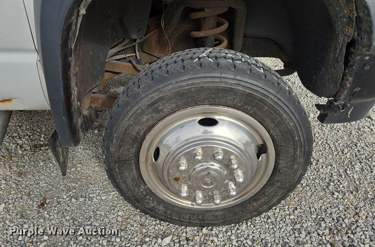 image for item EQ3670 2009 Dodge  Ram 5500HD bucket truck