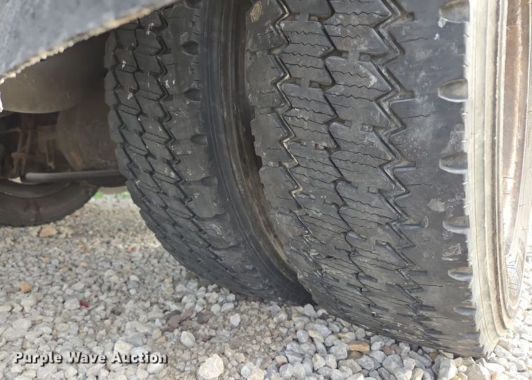 image for item EQ3670 2009 Dodge  Ram 5500HD bucket truck