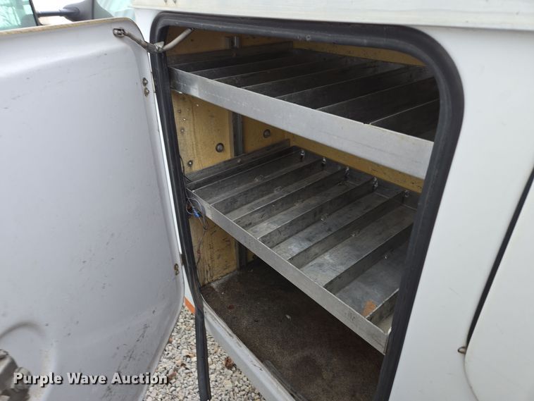 image for item EQ3671 2005 Ford  F550 Super Duty XL   bucket truck