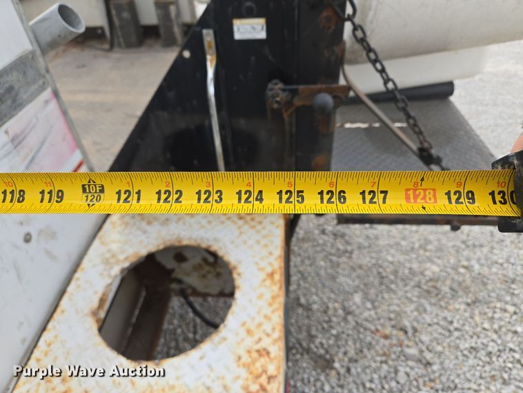 image for item EQ3671 2005 Ford  F550 Super Duty XL   bucket truck