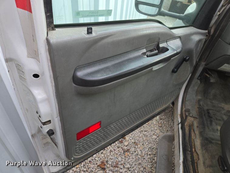 image for item EQ3671 2005 Ford  F550 Super Duty XL   bucket truck