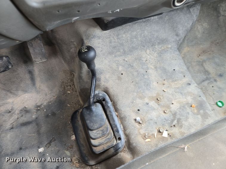 image for item EQ3671 2005 Ford  F550 Super Duty XL   bucket truck