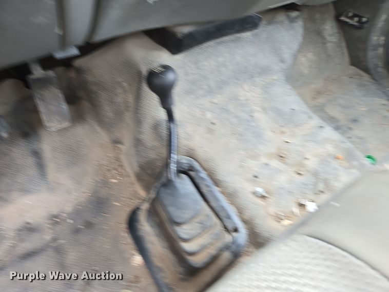 image for item EQ3671 2005 Ford  F550 Super Duty XL   bucket truck