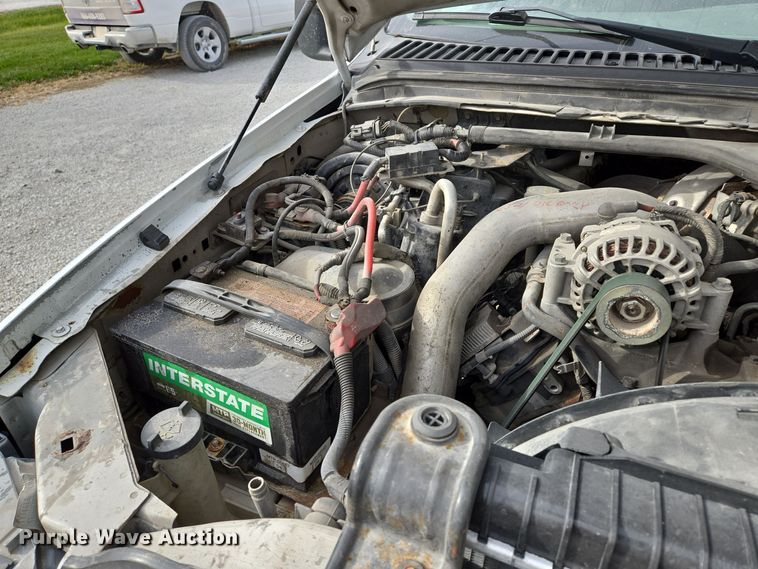 image for item EQ3671 2005 Ford  F550 Super Duty XL   bucket truck