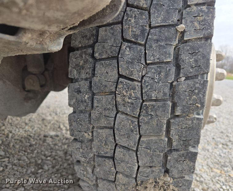 image for item EQ3671 2005 Ford  F550 Super Duty XL   bucket truck