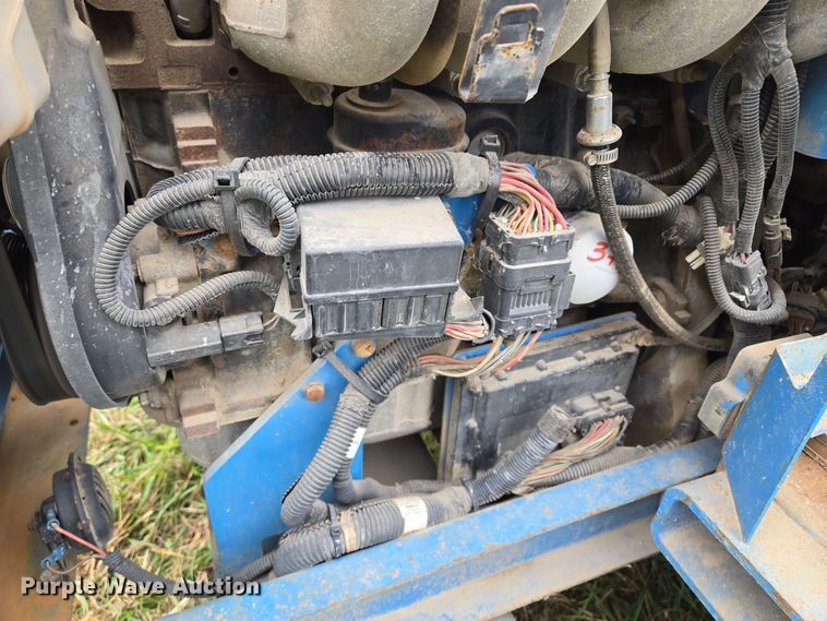 image for item EQ3680 2004 Genie  5390RT scissor lift