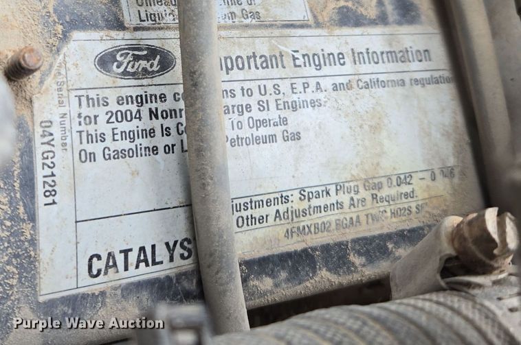 image for item EQ3680 2004 Genie  5390RT scissor lift