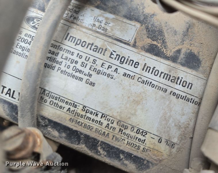 image for item EQ3680 2004 Genie  5390RT scissor lift