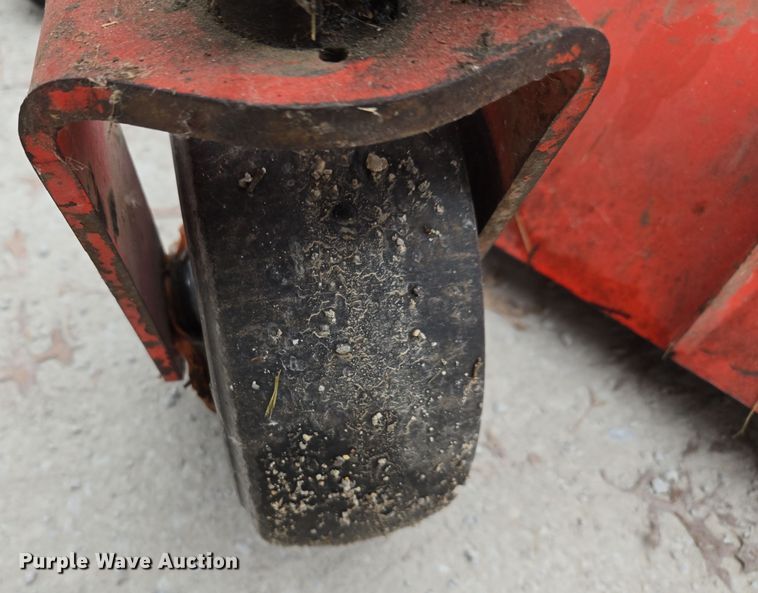 image for item EQ3681 1968 Jacobsen  T528D lawn mower