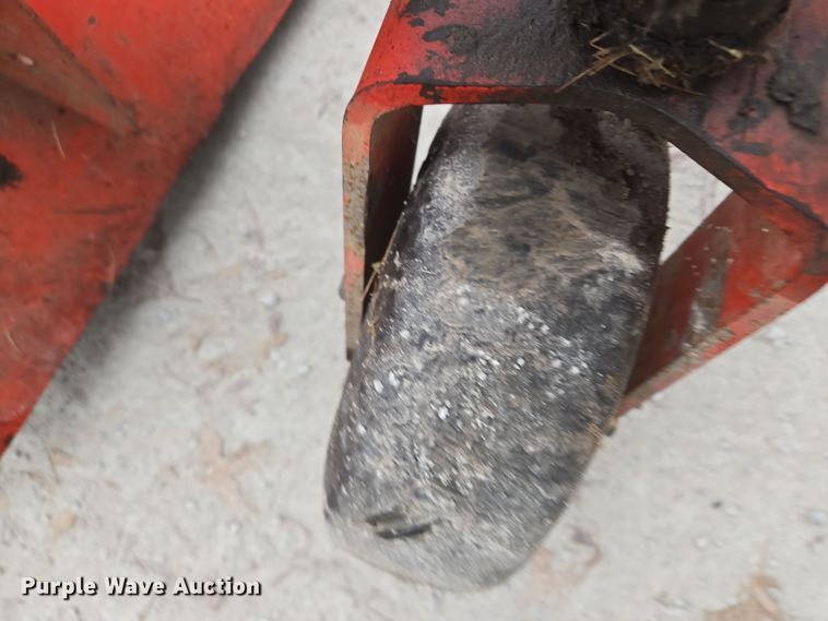 image for item EQ3681 1968 Jacobsen  T528D lawn mower