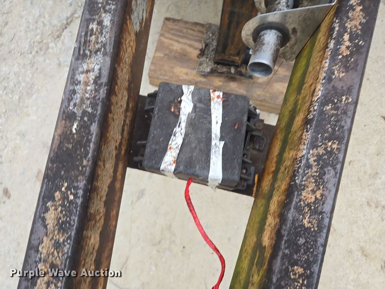 image for item EQ3683 Vac-Tron PMD-800 vacuum trailer