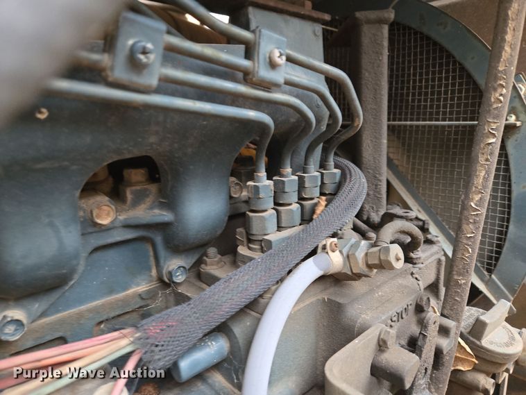 image for item EQ3683 Vac-Tron PMD-800 vacuum trailer