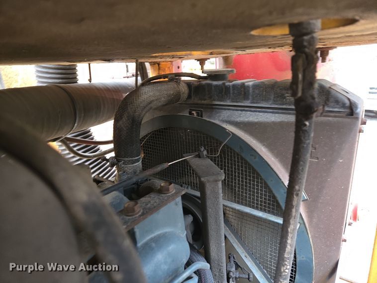 image for item EQ3683 Vac-Tron PMD-800 vacuum trailer