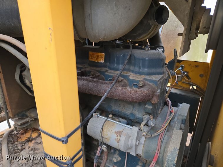 image for item EQ3683 Vac-Tron PMD-800 vacuum trailer