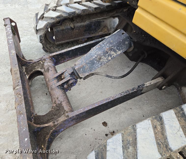 image for item EQ3685 Komatsu  PC75UU-2 mini excavator