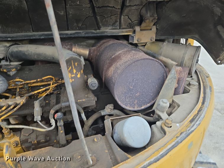 image for item EQ3685 Komatsu  PC75UU-2 mini excavator