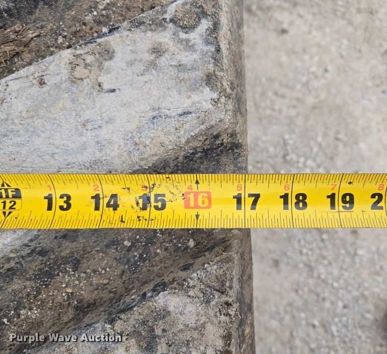 image for item EQ3685 Komatsu  PC75UU-2 mini excavator