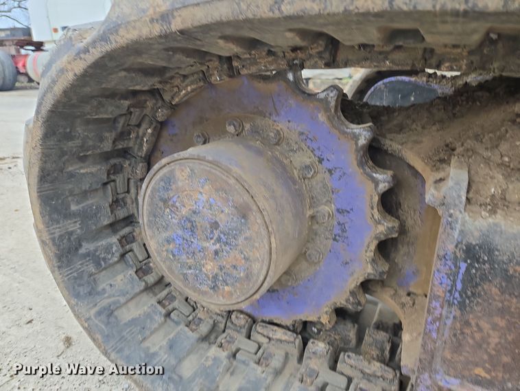 image for item EQ3685 Komatsu  PC75UU-2 mini excavator