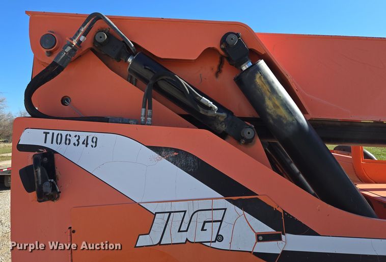 image for item EQ3686 2006 Sky Trak 8042 telehandler